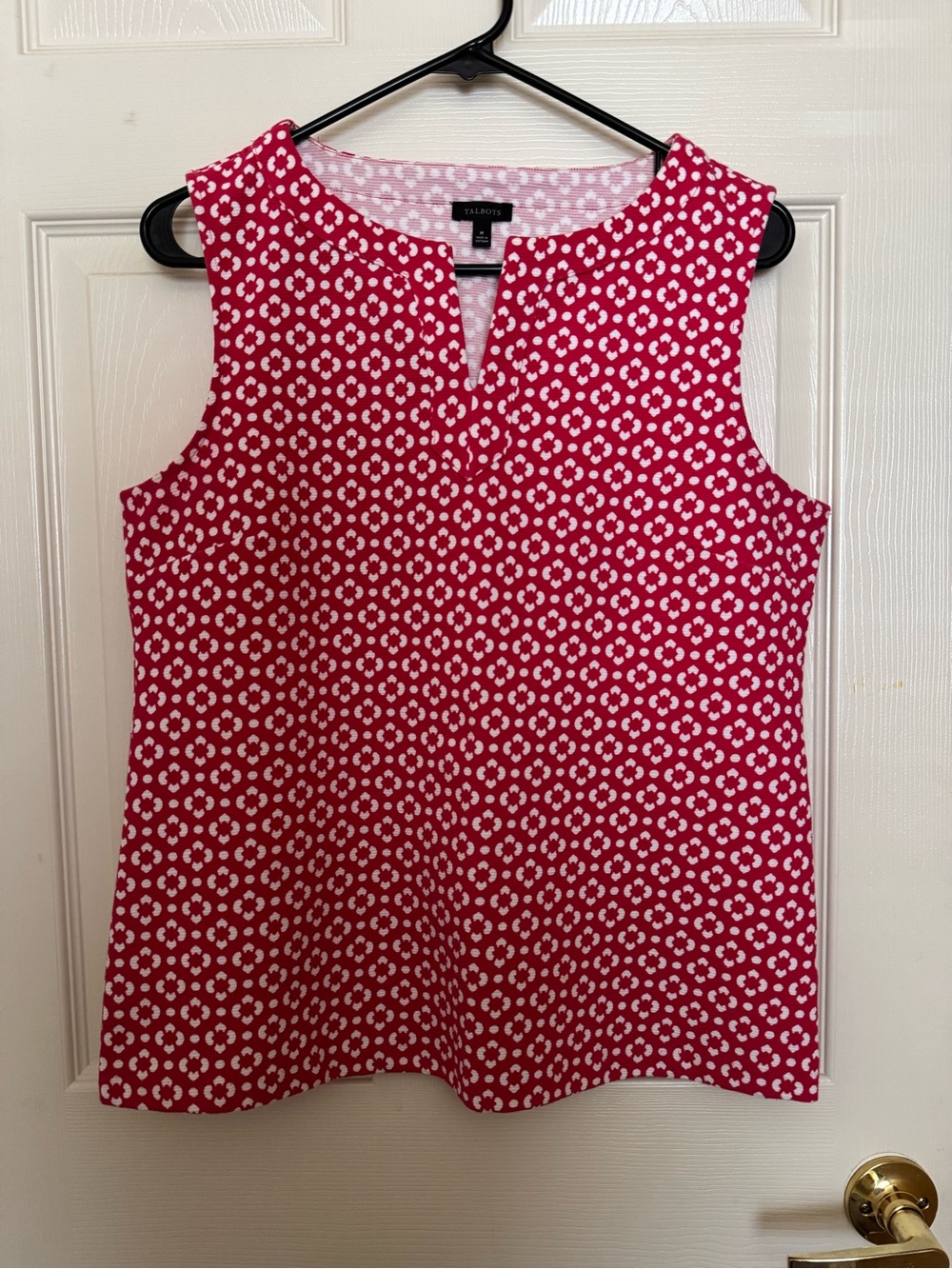 Talbots Red and White Patterned Sleeveless Notch-Neck Tank